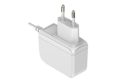 Giá tốt. Trắng 12V 1.5A US / EU / UK cắm bộ chuyển đổi nguồn AC treo tường cho ứng dụng set-top-box trực tuyến