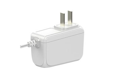 Giá tốt. 15V 1A treo tường phổ Ac Adapter cho Router, CCTV, Máy ảnh kỹ thuật số trực tuyến
