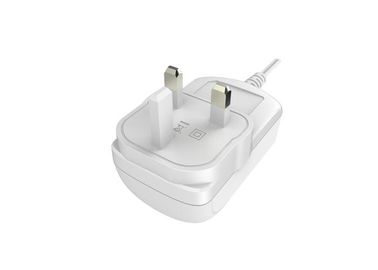 Giá tốt. Trắng UK Cắm 2A Ac Dc 12 v Power Adapter Wall Mount Với ​​CE GS LVD phê duyệt trực tuyến