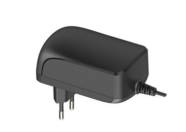 Giá tốt. Bộ chuyển đổi nguồn AC phổ dụng 24V 1.5A 36W đen với kết nối cắm trực tuyến